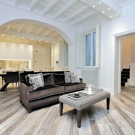 Reale Luxury Rom